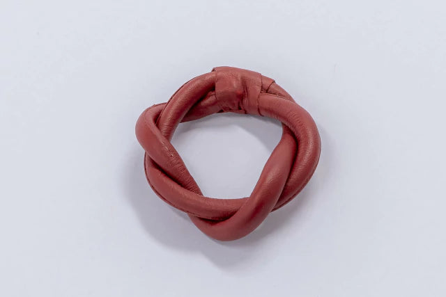 Porta guardanapo em couro vermelho
