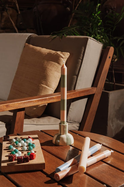 CASTIÇAL LISTRADO EM CERÂMICA – UNITÁRIO