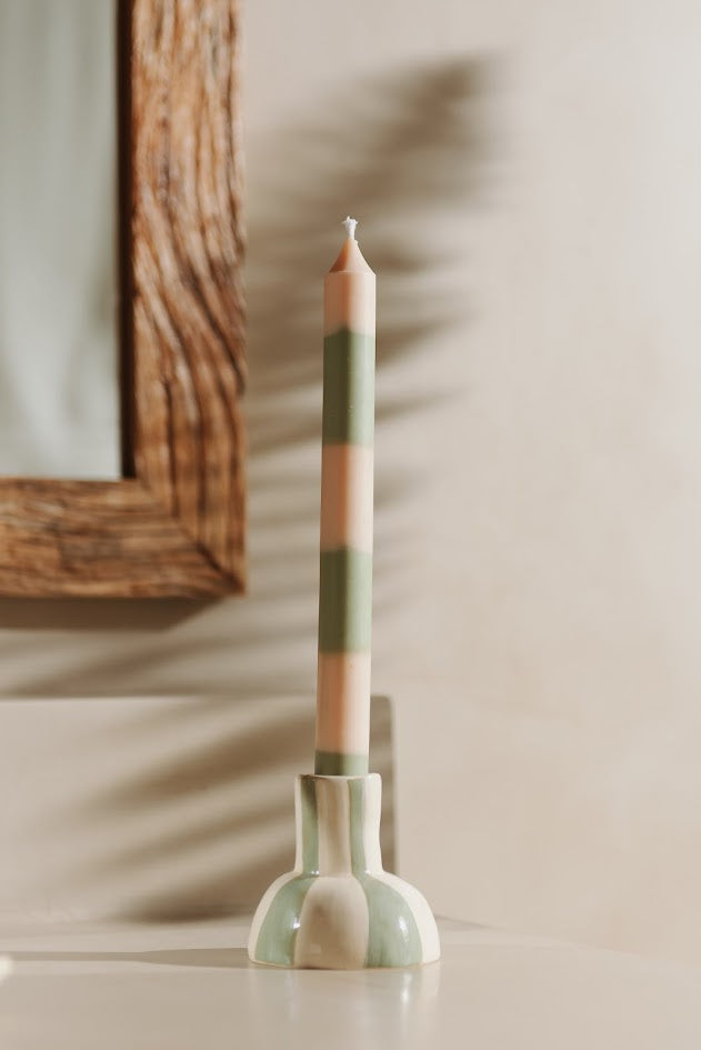 CASTIÇAL LISTRADO EM CERÂMICA – UNITÁRIO