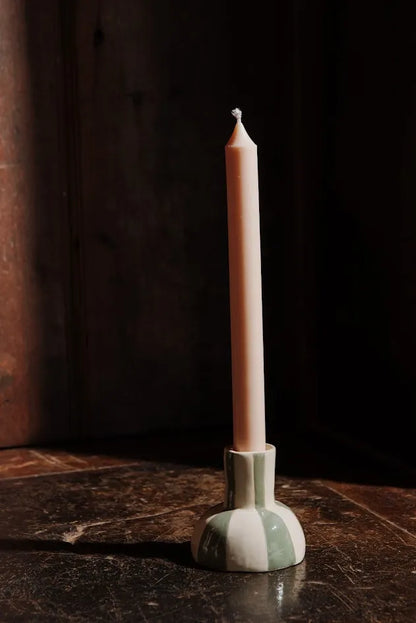 CASTIÇAL LISTRADO EM CERÂMICA – UNITÁRIO