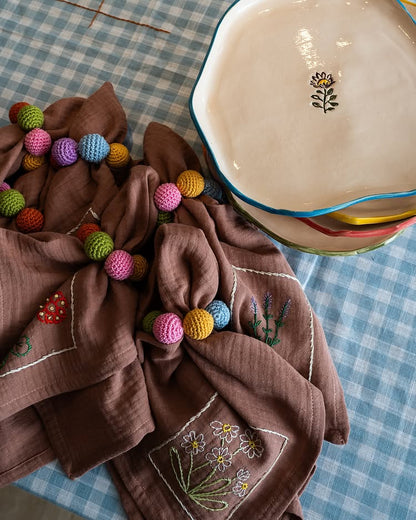 CONJUNTO GUARDANAPOS ALGODAO COM FLORES BORDADA 3