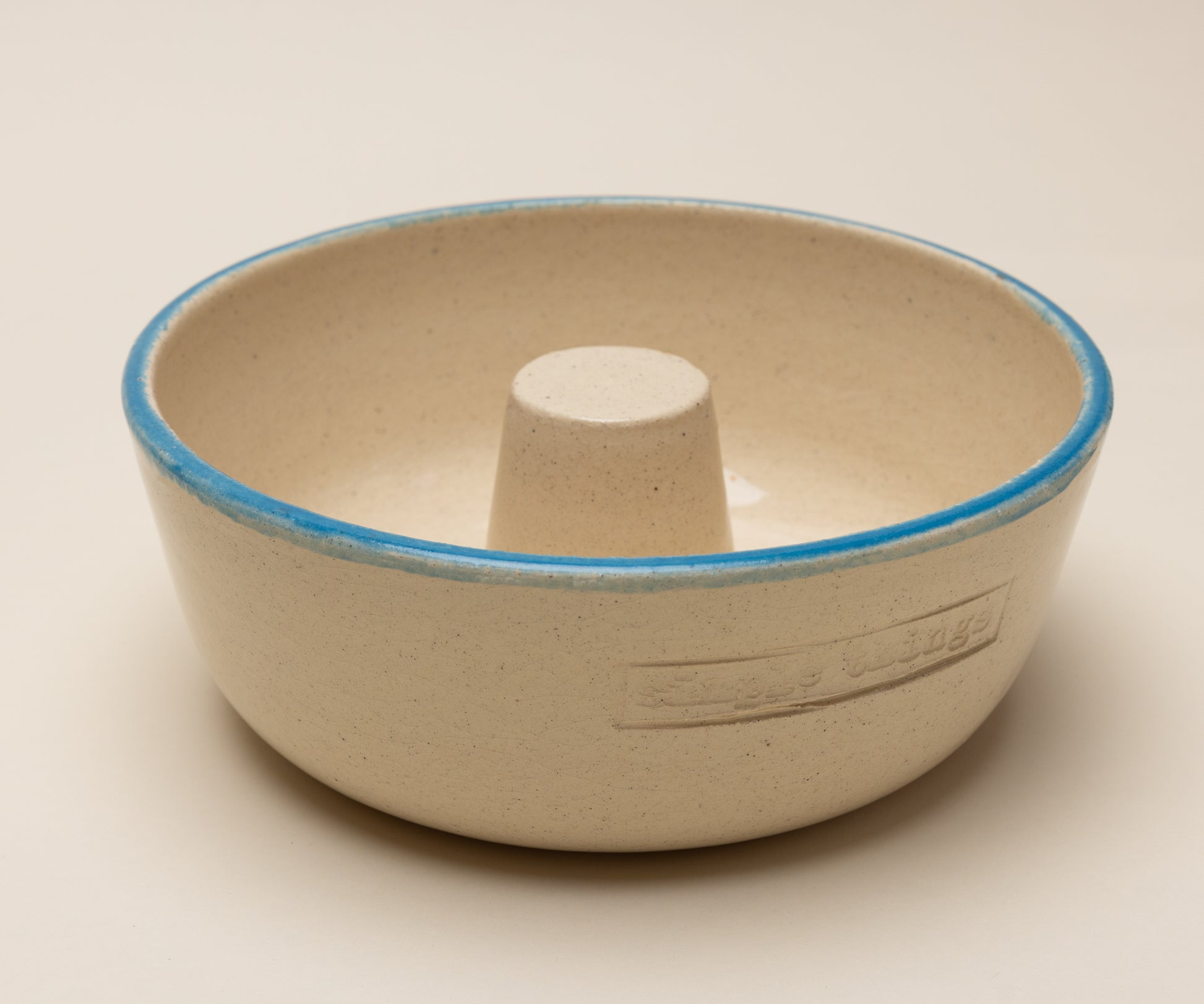FORMA EM CERAMICA PARA BOLO 5