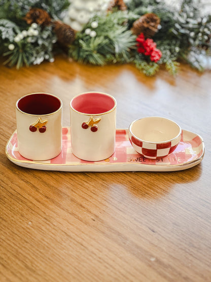 BANDEJA COM COPINHOS E MINI BOWL CEREJA