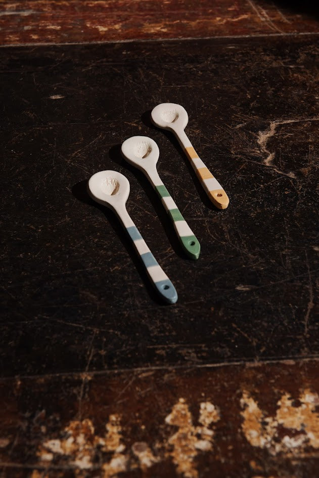 KIT 3 MINICOLHERES DE CONCHA