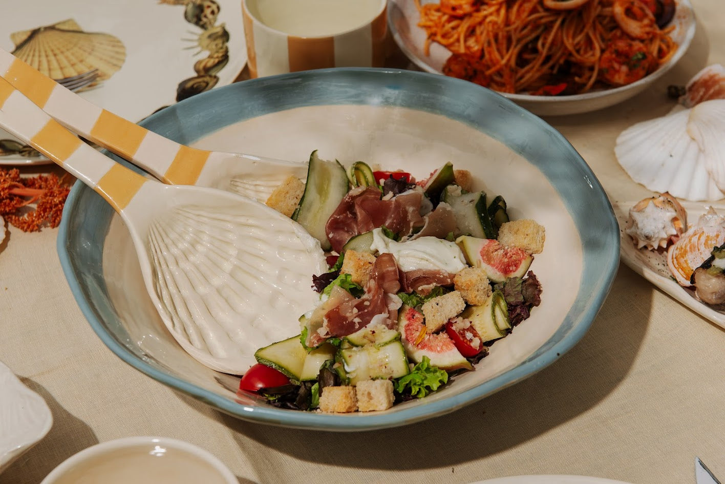 SALADEIRA AZUL LISTRADA DE VERDE – UNITÁRIO